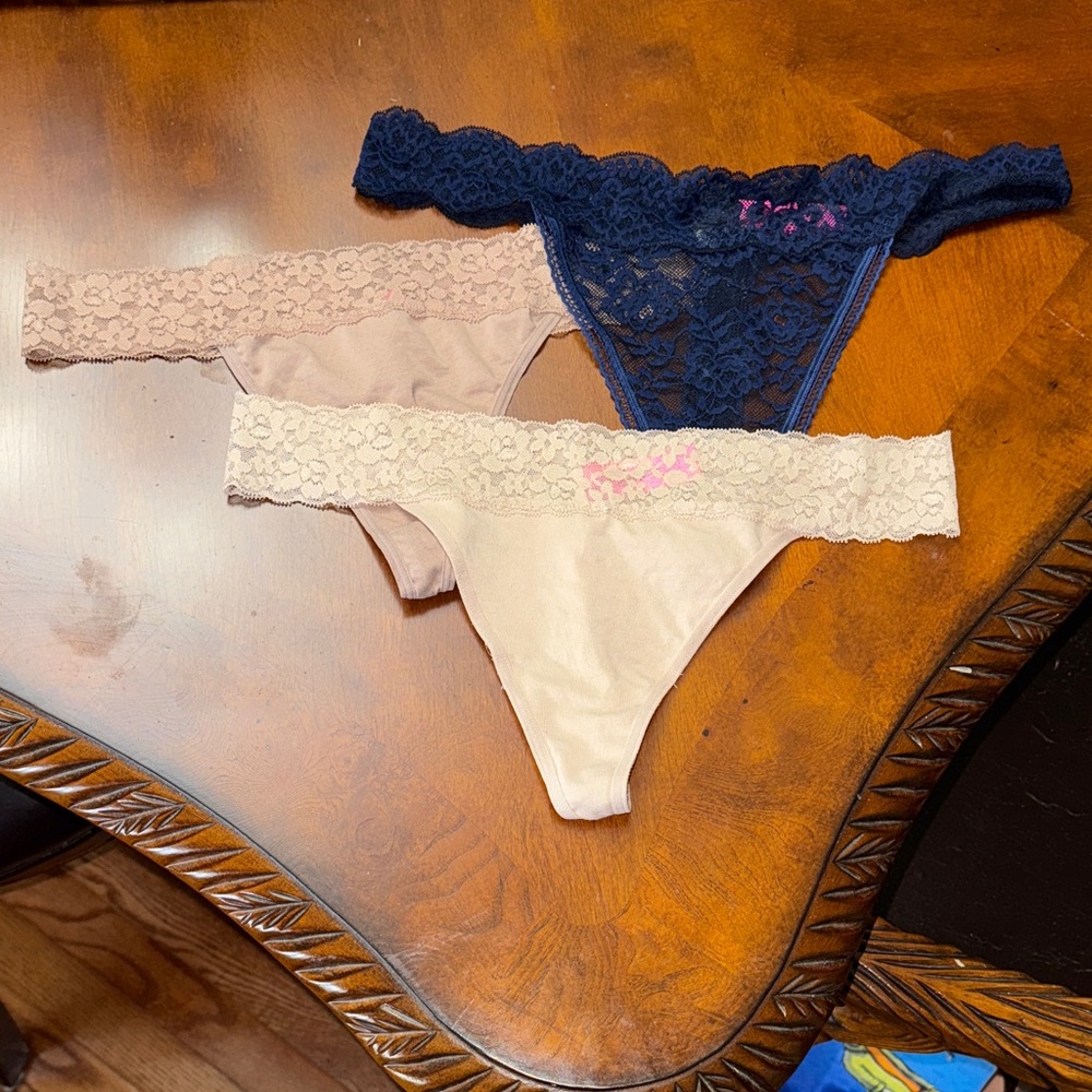 La SENZA Lace Trim Thong Duo - Navy and Beige